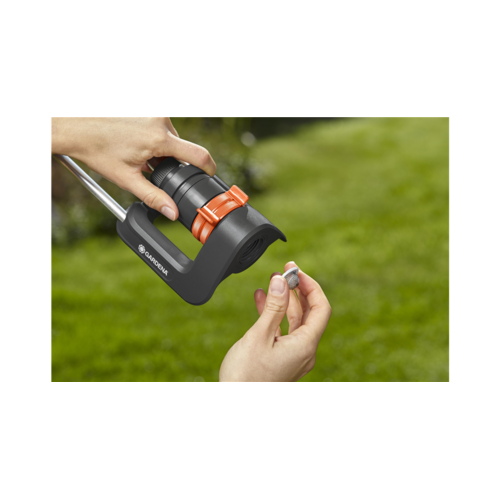 ASPERSOR OSCILANTE AQUA S 18700 GARDENA