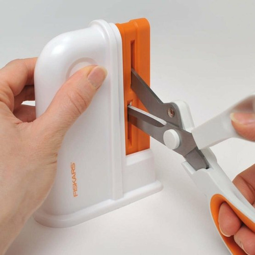 AFILADOR TIJERAS F1020499 PROFESIONAL FISKARS