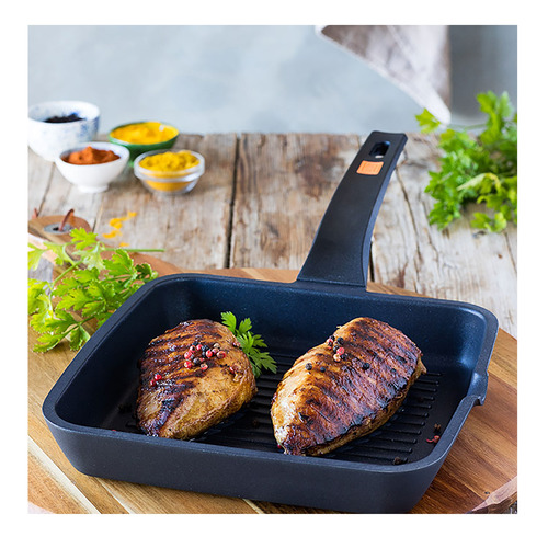 GRILL CON RAYAS 28CM EFFICIENT BRA